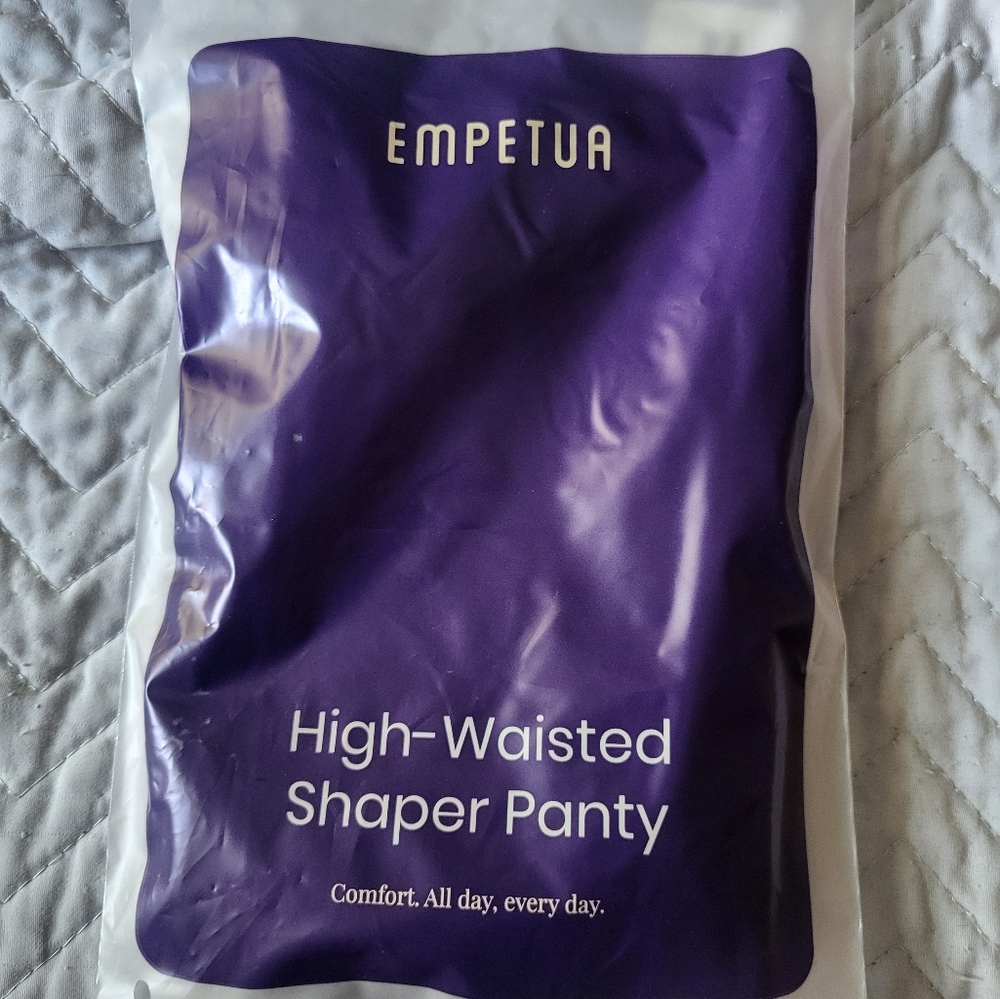 Empetua High-Waisted Shaper Panty